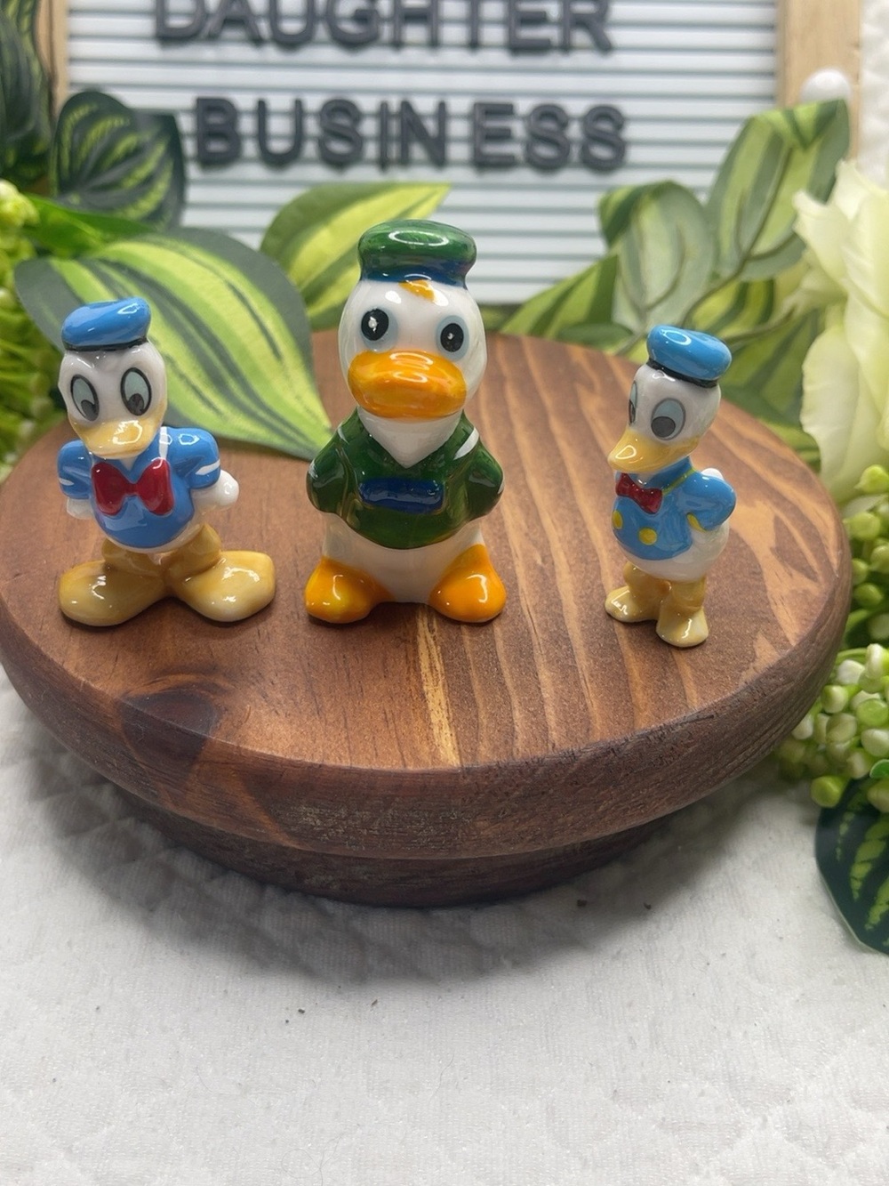 Vintage Disney Donald Duck Bone China Figurines Lot of 3 Taiwan 2”

🦆💙 Adorable
